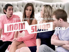 Bikini, Obciąganie, Dojrzałe, Mamuśka, Na wolnym powietrzu, Basen, Jebanie piersi