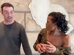 큰 엉덩이, 큰 가슴, 오랄섹스, 흑갈색 머리, 사정 샷, 음경, 에보니, 밀프