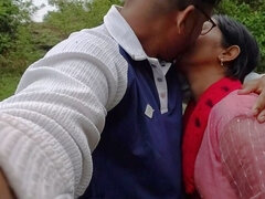 Amatéři, Kuřba, Manželka v domácnosti, Indické, Líbání, Přírodní prsa