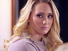 Americano, Culo, Bionda, Brunetta, Lesbica, Mamma che vorrei scoparmi, Mamma, Ragazza