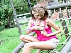 素人, 指いじり, オナニー, アウトドア, 一人, オッパイの