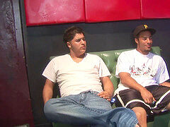 Azijci, Prstni, Grupni, Pete, Poljubljanje, Lezbijke, Dokolenke, Joške