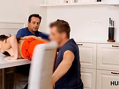 Cornudo, Checa, Estilo perrito, Hd, Lamidas, Dinero, Coño, Adolescente