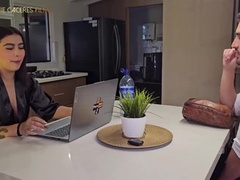 Mulher linda e grande, Peitos grandes, Casal, Corno manso, Sujo, Família, Pontos de vista, Filho