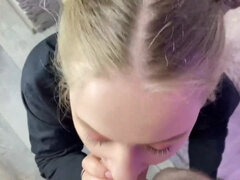 18 jaar, Enthousiasteling, Kont, Grote kont, Blond, Lul, Handbeurt, Tiener