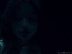 Chambre à dormir, Gros seins, Brunette brune, Embrassement, Cuisine, Fille latino, Lesbienne, Nénés