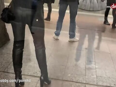 Røv, Blondine, Støvler, Sædskud, Komme på ansigtet, Tysk, Offentlig, Realitet