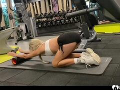 Blonde at the gym wanted to suck dick
