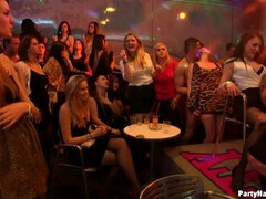 素人, デカパイ, 衣服着たままセックス, ハードコア, 下着, パーティ, スインガー, オッパイの