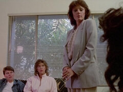 Tekintélyes didik, Szőke, Cumizás, Gesztenyebarna, Kézimunka, Leszbikus, Vöröshajú, Régebbi évjáratú pornó