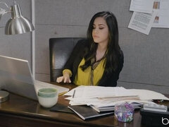 Rumpe, Stor kukk, Svart, Kukk suging, Brunette, Raseblandet, Naturlige bryster, Tattovering