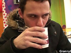 Belleza, Mamada, Madura, Garganta profunda, Pajear, Maduro, Madres para coger, Mamá