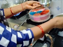Mumbai Ashu Indian Sister In Law Kitchen Quickie - Horny Desi Aunty Handjob & Cum in Mouth 69