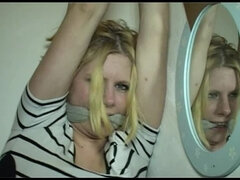 Amatéři, Bdsm, Blondýna, Bondáž, Ženský, Vyhublá, Svázaná