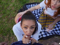 Perseestä suuhun, Tyttö, Hullu, Tuhmat jutut, Nyrkitys, Selkäsauna, Alasti, Ratsastaa