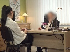 Πίπα, Μελαχροινή, Πρωτη φορα, Γυαλιά, Ώριμη γυναίκα, Μαμά, Λεφτά