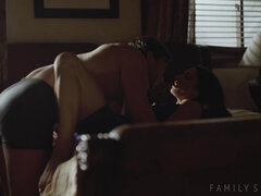 Amerikansk, Store bryster, Brunette, Slikning, Mor jeg gerne vil kneppe, Fisse, Stedmor, Bryster