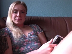 Gros seins, Plantureuse, Tir de sperme, Faciale, Petite amie, Embrassement, Maman, Seins naturels