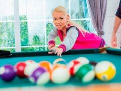 큰 엉덩이, 큰 음경, 큰 가슴, 금발의, 오랄섹스, 도기스타일, 빼빼한, 청소년