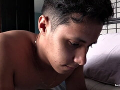 Striekanie semena, Péro, Gay, Honění