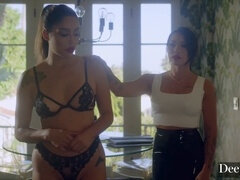 Facciale, Lingerie, Piccola, Leccare il buco del culo, Terzetto