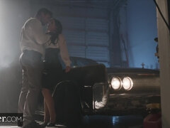 Peitos grandes, Boquete, Morena, Bucaque, Hardcore, Mãe gostosa, Duro, Palmada