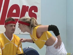 Velika rit, Velik kurac, Velike joške, Blondinka, Fafanje, Doggystyle, Telovadnica, Milf