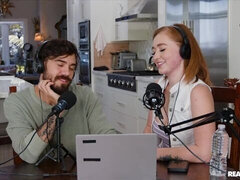 Stor stjärt, Stor kuk, Stora tuttar, Svart, Avsugning, Pov, Rödhårig, Tonåring