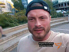 Amaterji, Fafanje, Nemke, Hotel, Zunaj, Majhen, V javnosti, Resničnost