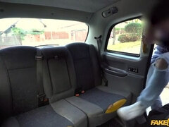 Αυτοκίνητο, Τσέχα, Σε στάση σκύλου στα τέσσερα, Πρώτου προσώπου, Δημόσιο, Τατουάζ, Δεμένη, Βυζιά