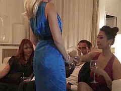 Ασιάτης, Μελαχροινή, Γάλλος, Δαντέλα, Όργιο, Πάρτυ, Κοκκινομάλα