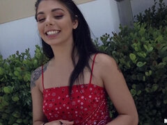 Ερασιτέχνης, Κώλος, Μαύρος, Πούτσος, Λατίνα, Φυσικά βυζιά, Μικρούλης, Μουνί