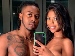 Perse, Suihinotto, Takaapäin, Tumma, Käsihoito, Suudella, Ajeltu, Teini