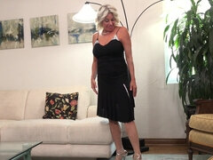 Arsch, Grosse titten, Blondine, Hd, Milf, Rasiert, Solo