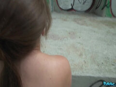 Enthousiasteling, Grote kont, Grote mammen, Bruinharig, Lul, Buiten, Gezichtspunt, Openbaar