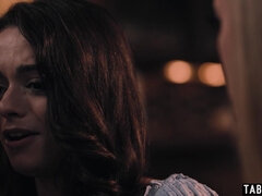 Married couple offering threesome fuck