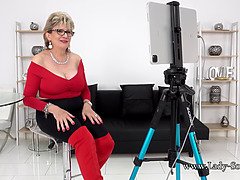 Veľké kozy, Blondína, Prsnatá, Babi, Milf  mčbp, Prírodné, Prirodzené prsia