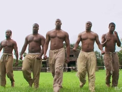 Μεγάλος κώλος, Μεγάλα βυζιά, Βυζαρού, Σε στάση σκύλου στα τέσσερα, Σκληρό, Διαφυλετικό, Ώριμη γυναίκα, Βυζιά