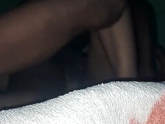 18, 素人, 指いじり, ハードコア, オマンコ, 馬乗り, ラフ, ティーン