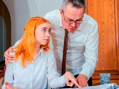 Iso perse, Iso kulli, Isot tissit, Suihinotto, Takaapäin, Laiha, Opettaja, Teini