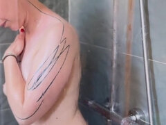 Amatéři, Koupelna, Francouzské, Homemade, Masturbace, Milf žcbp, Sólo, Kozičky