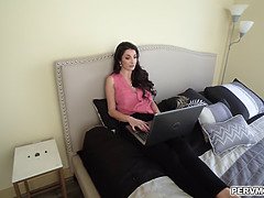 Cougar, Toccando, Hd, Masturbazione, Mamma, Punto di vista pov, Figa, Matrigna