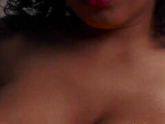 Enthousiasteling, Pijpbeurt, Mollig, Handbeurt, Latijnse vrouw, Gezichtspunt, Tieten likken