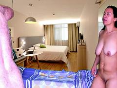 Grosse bite, Gros seins, Couple, Branlette thaïlandaise, Domestique, Mature, Mamelons, Nénés