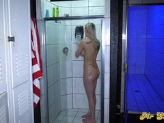 Μεγάλος πούτσος, Μεγάλα βυζιά, Ξανθιά, Πίπα, Στο πρόσωπο, Ηδ, Διαφυλετικό, Μουνί