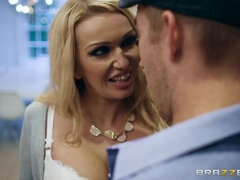 Velké kozy, Blondýna, Podvádění, Pár, Milf žcbp, Mamina, Realita