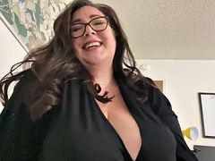 Leie, Wohlbeleibte schöne frauen, Grosse titten, Braunhaarige, Besamung, Pov, Stiefmutter, Titten