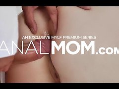 Hatalmas hátsó, Mélytorok, Hd, Érett koros, Érett feleség, Nuni