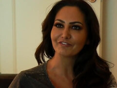 Stor rumpe, Store pupper, Kukk suging, Brunette, Pikk, Feit, Fotjobb, Milf