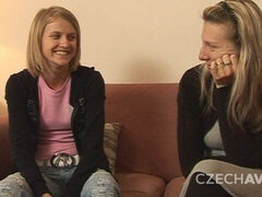 Blondine, Pik sutte, Kkm, Håndjob, Mor jeg gerne vil kneppe, Barberet, Stripning, Trekant